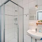 Fraeulein Loddin Whg_ Karl Apartament